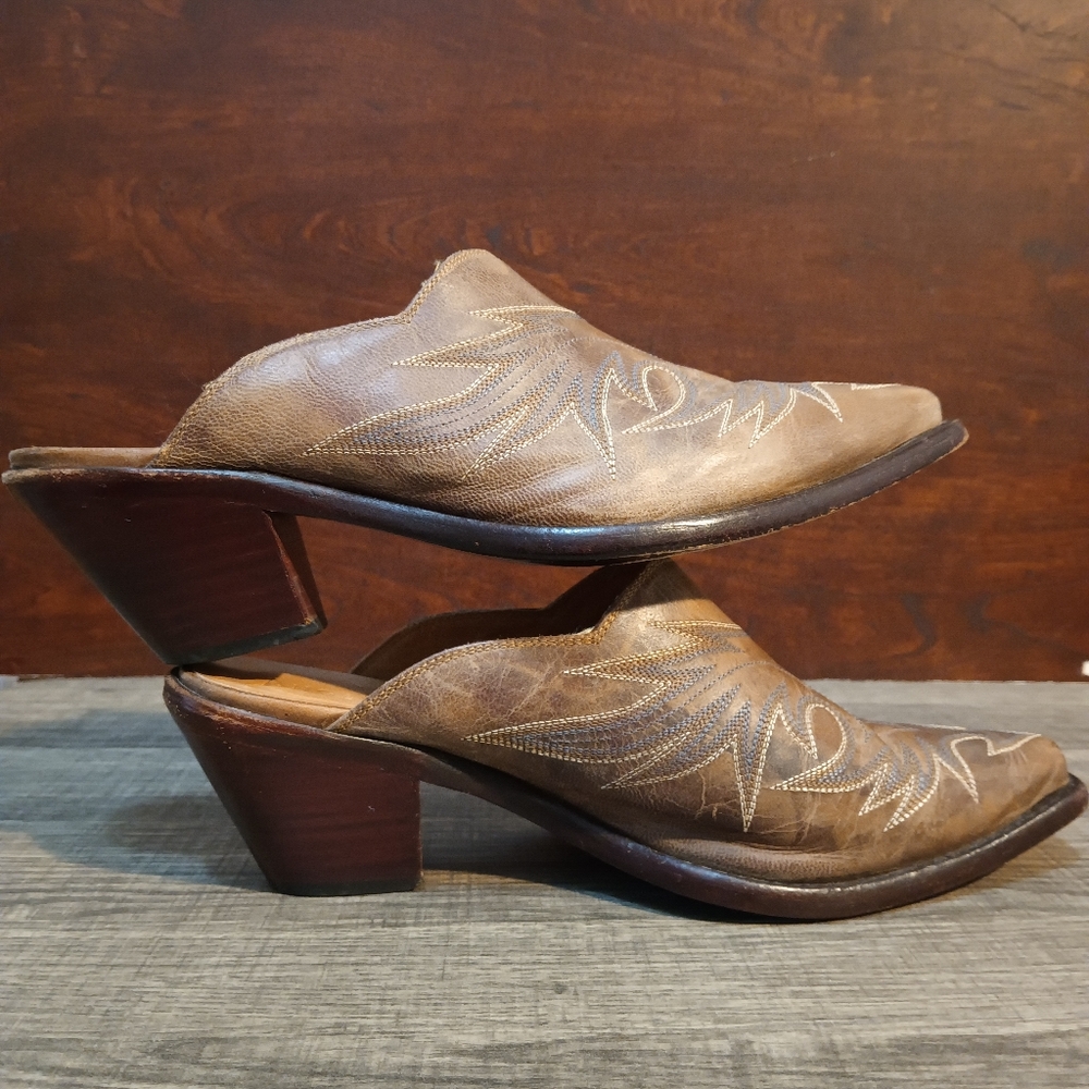 Angel Ranch mules size 7B